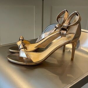 NIB ALEXANDRE BIRMAN CLARITA 75 LUNA BRONZE METALLIC LEATHER SANDALS. 40/ 9